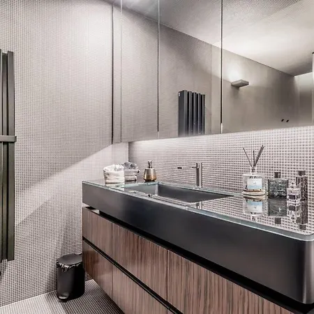 Rhome48-new In The Historic Center