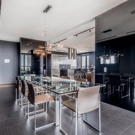Rhome48-new In The Historic Center